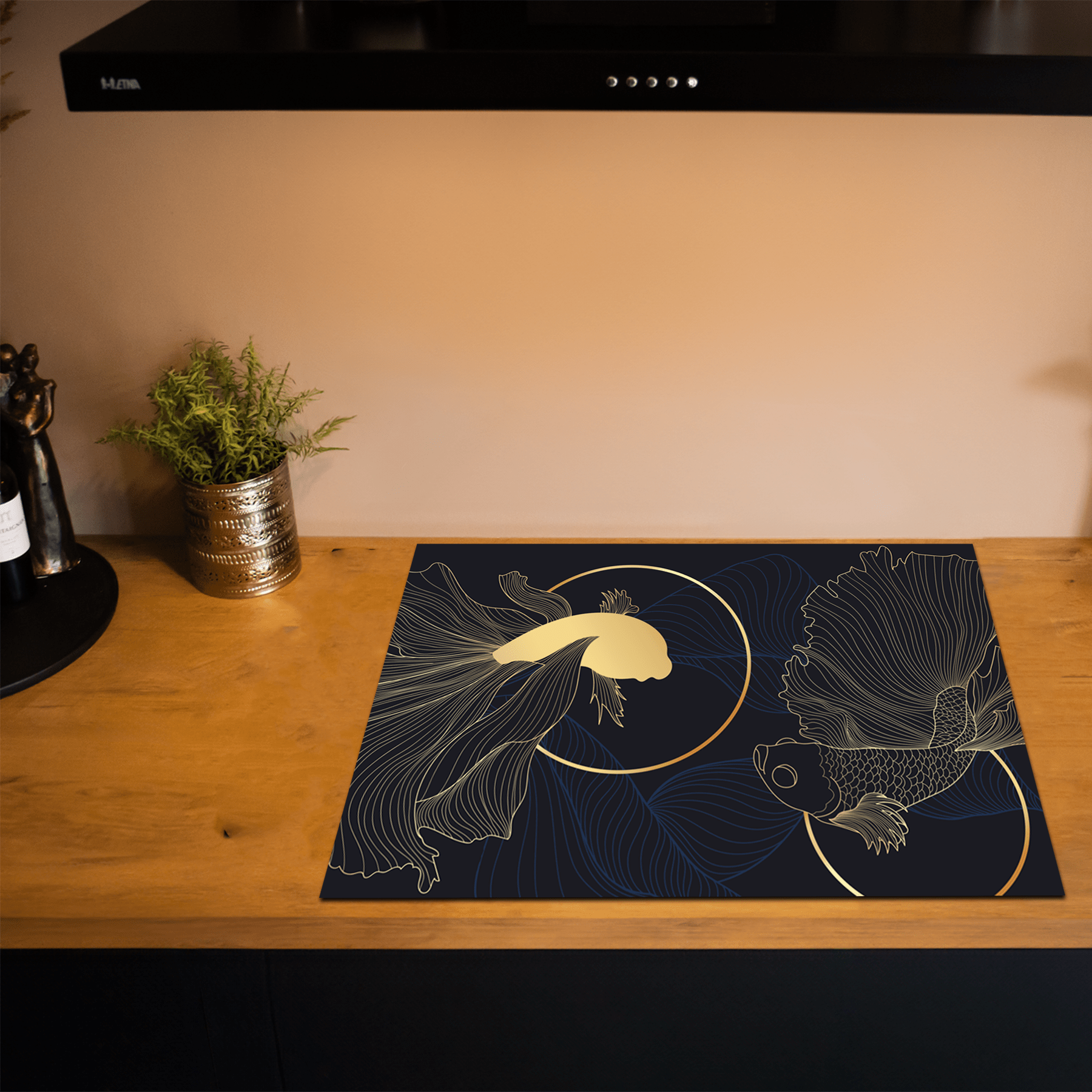 Inductiebeschermer - Black & Gold - Lijntekening - Elegant - Siamese Vis - Inductiebeschermer